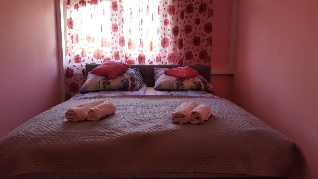 Apartmán Paris-Lux. Hajdúszoboszló Exteriér fotografie