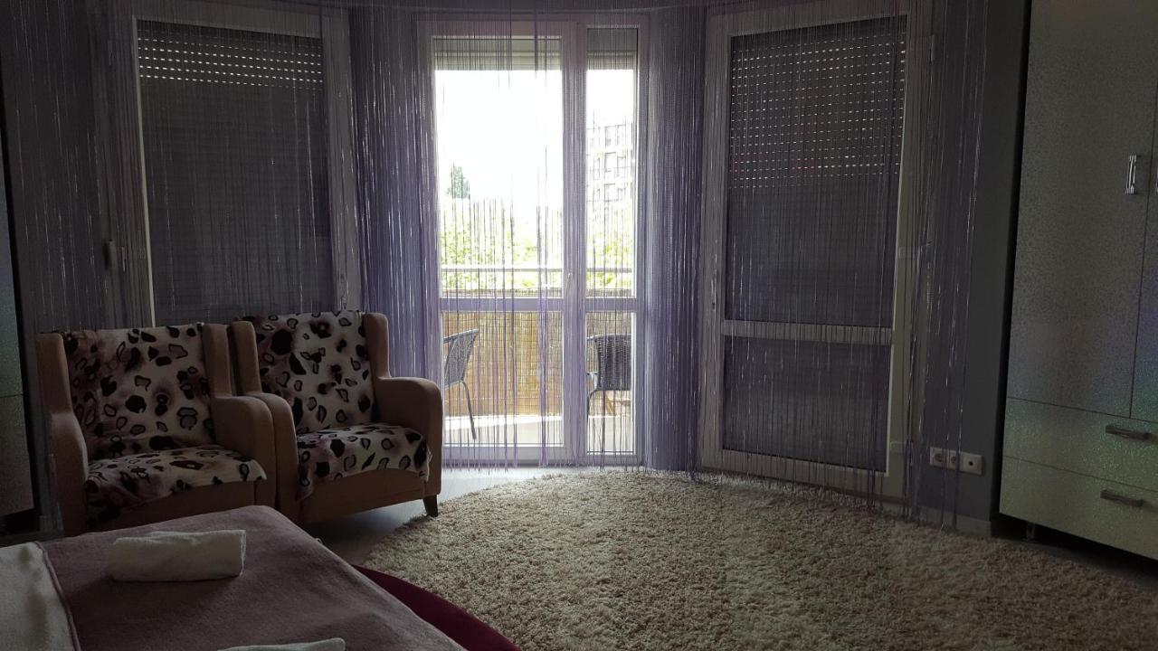 Apartmán Paris-Lux. Hajdúszoboszló Exteriér fotografie